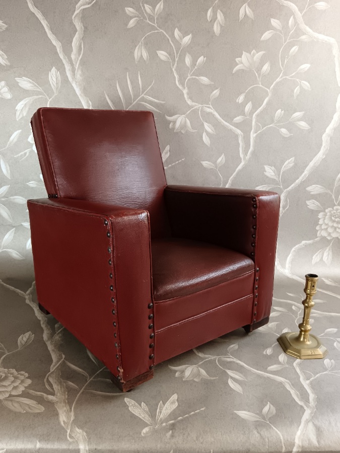 Small Art Deco Period Childs Leather Armchair (1).jpg